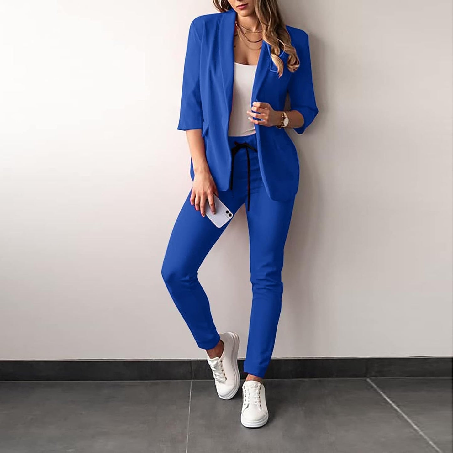 Élégant ensemble deux pièces pour femme, blazer et pantalon