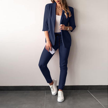 Élégant ensemble deux pièces pour femme, blazer et pantalon
