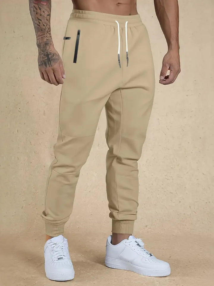 Bequeme Herrenhose mit Kordelzug und lockerem Sitz - IdealeKleiden