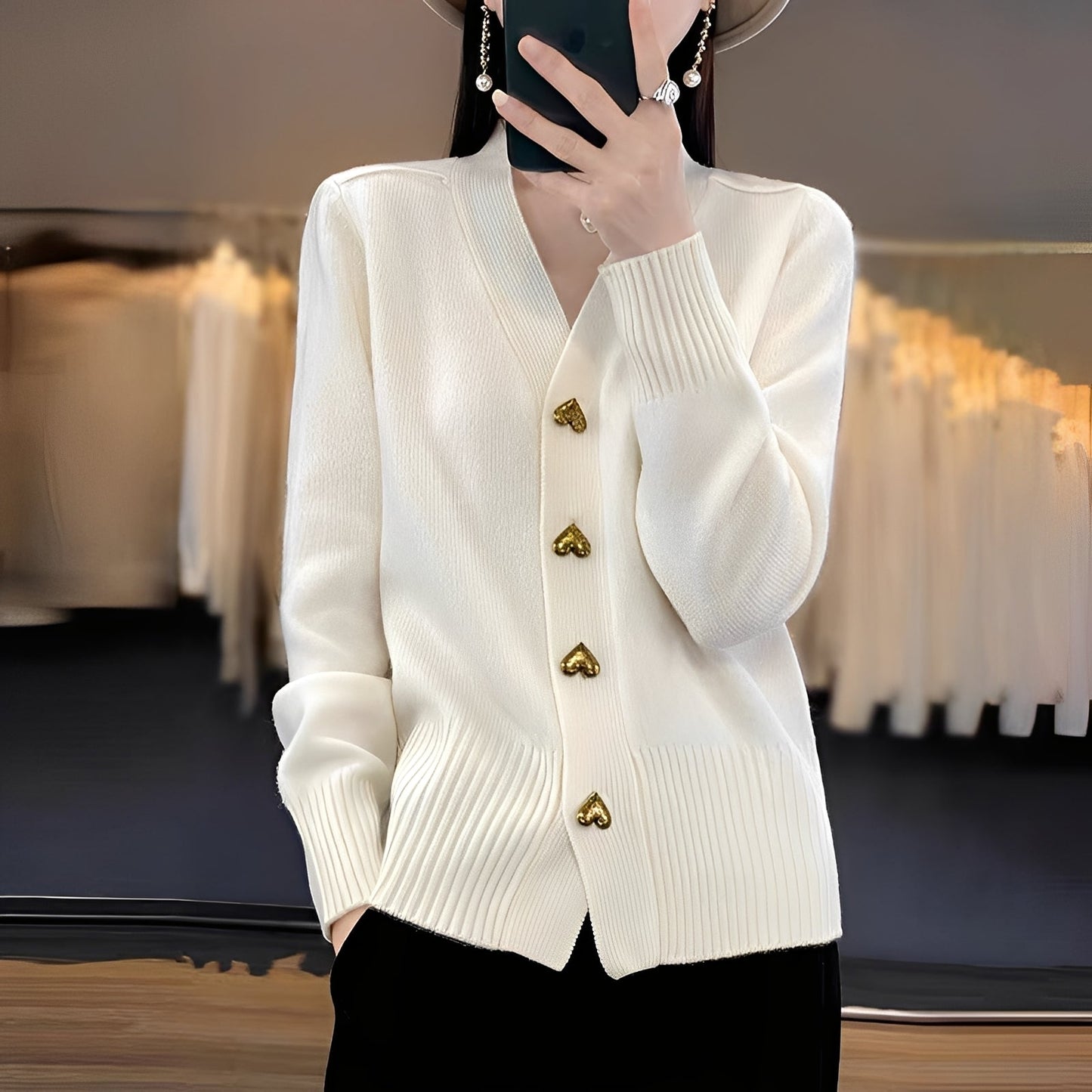 Cardigan femme boutons cœur élégant