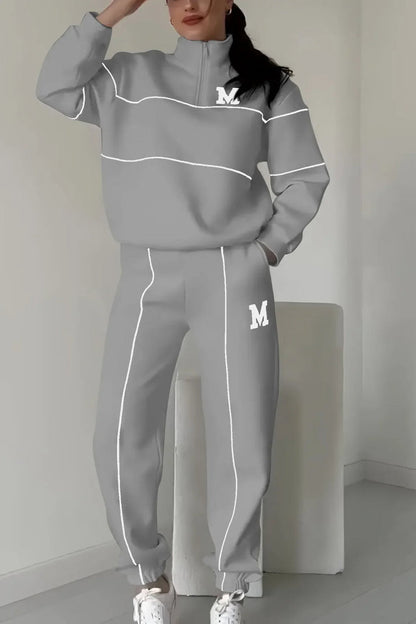 Ensemble féminin élégant sportif