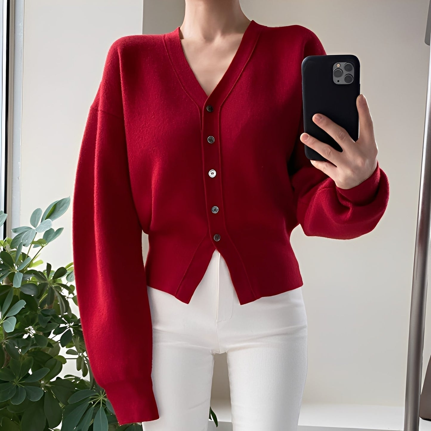 Cardigan élégant pour femme au design classique