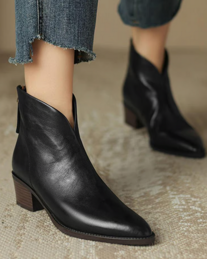 Bottes élégantes pour femmes, hauteur de chaussures