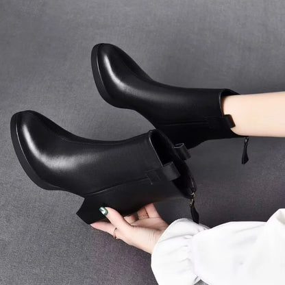 Bottes élégantes à talons hauts et bout pointu pour femmes