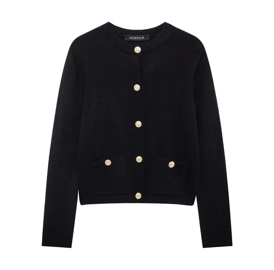 Cardigan chic pour femme avec boutons dorés