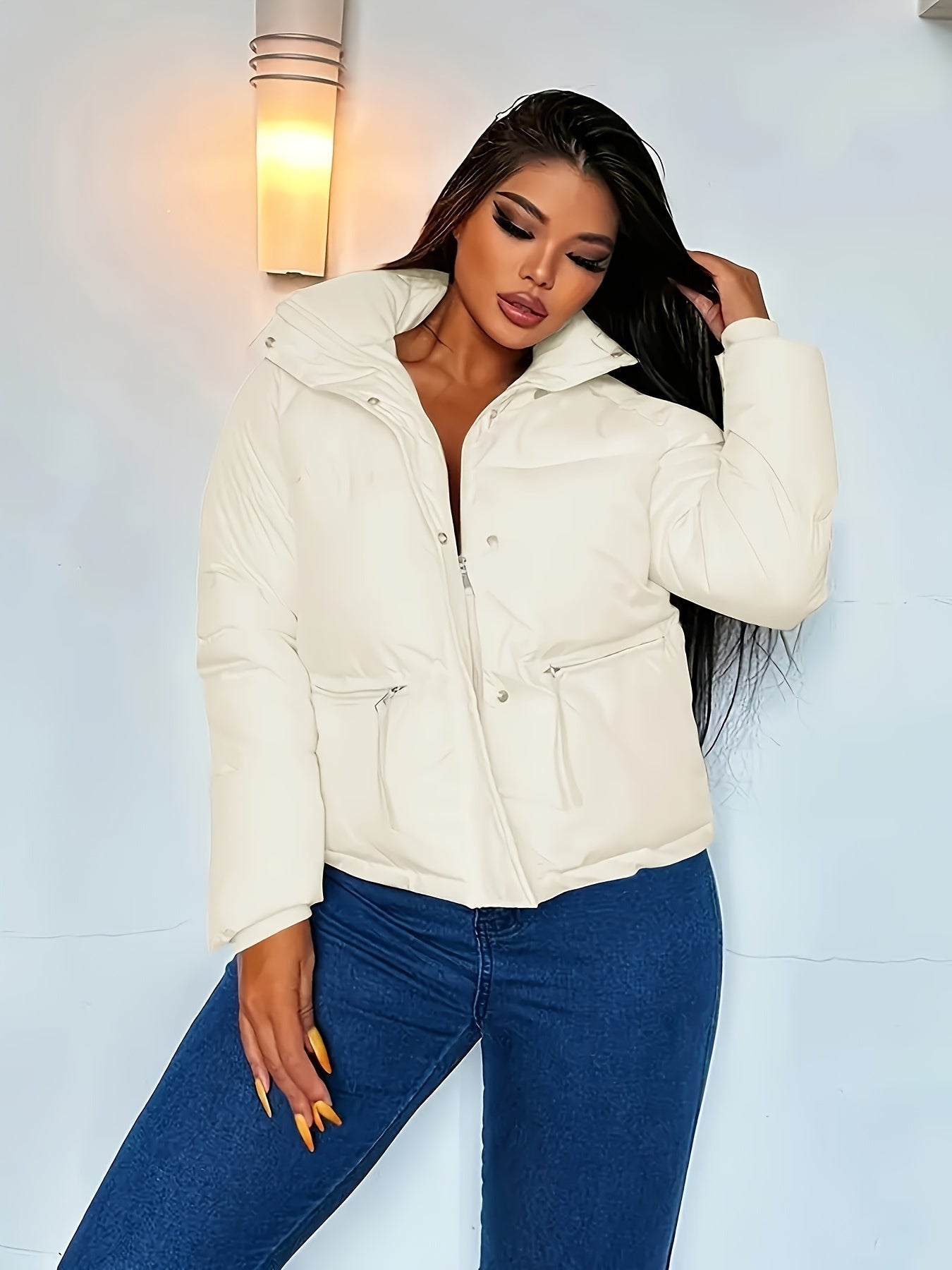 Doudoune courte femme style automne-hiver