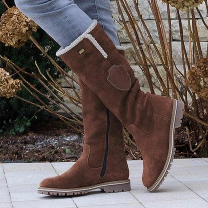 Bottines mi-mollet en daim, semelle intérieure en peluche