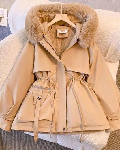 Élégant manteau pour femme avec col en fausse fourrure