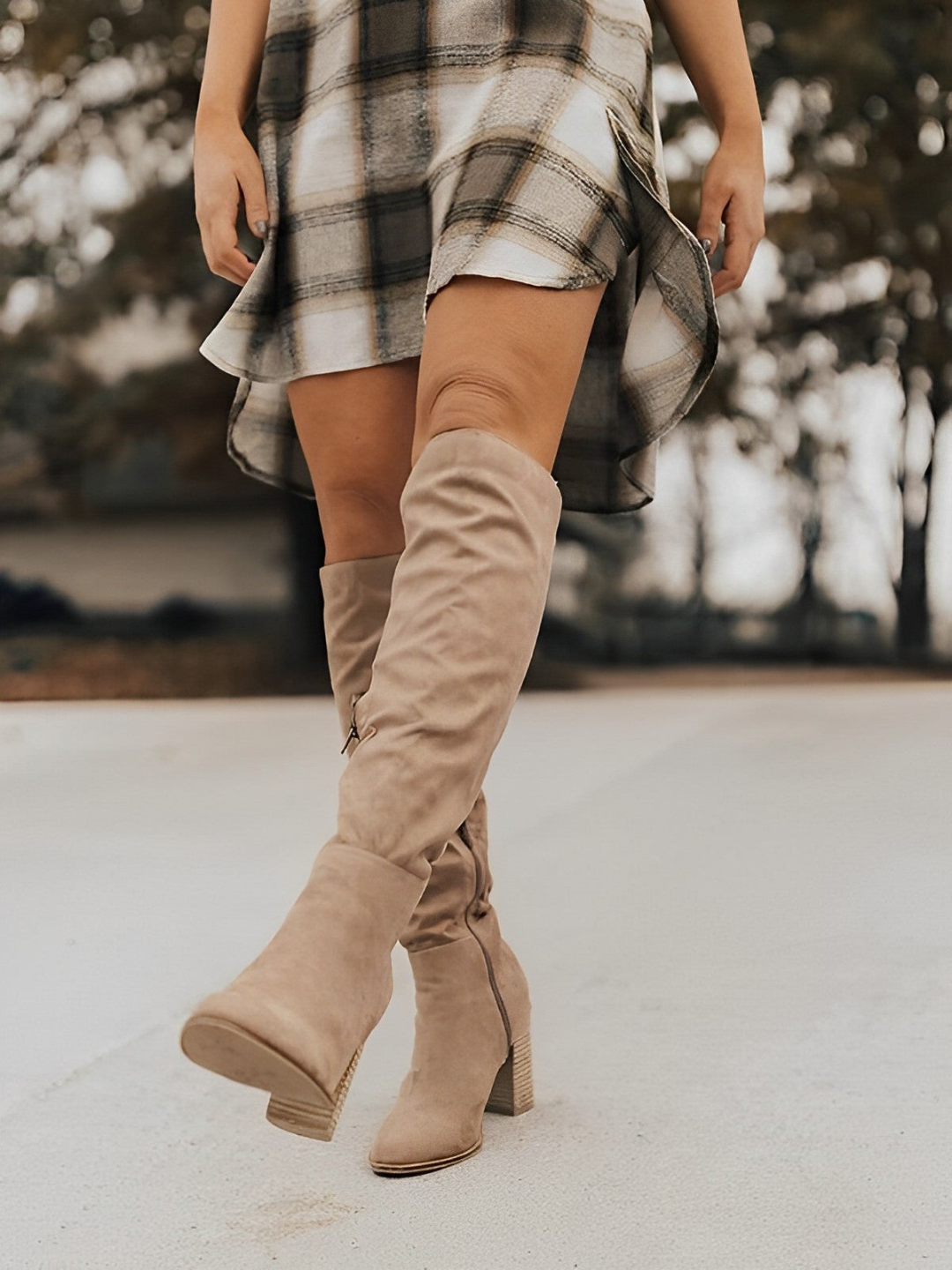 Bottes élégantes à talons hauts pour femme