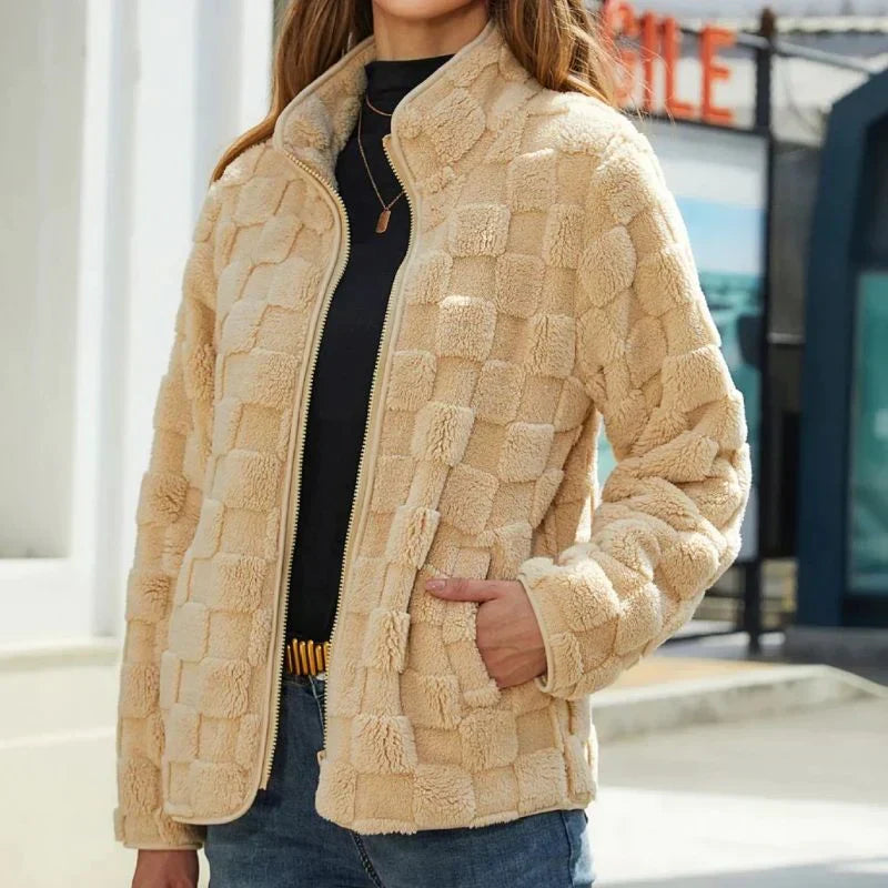 Doudoune à carreaux tendance pour femme