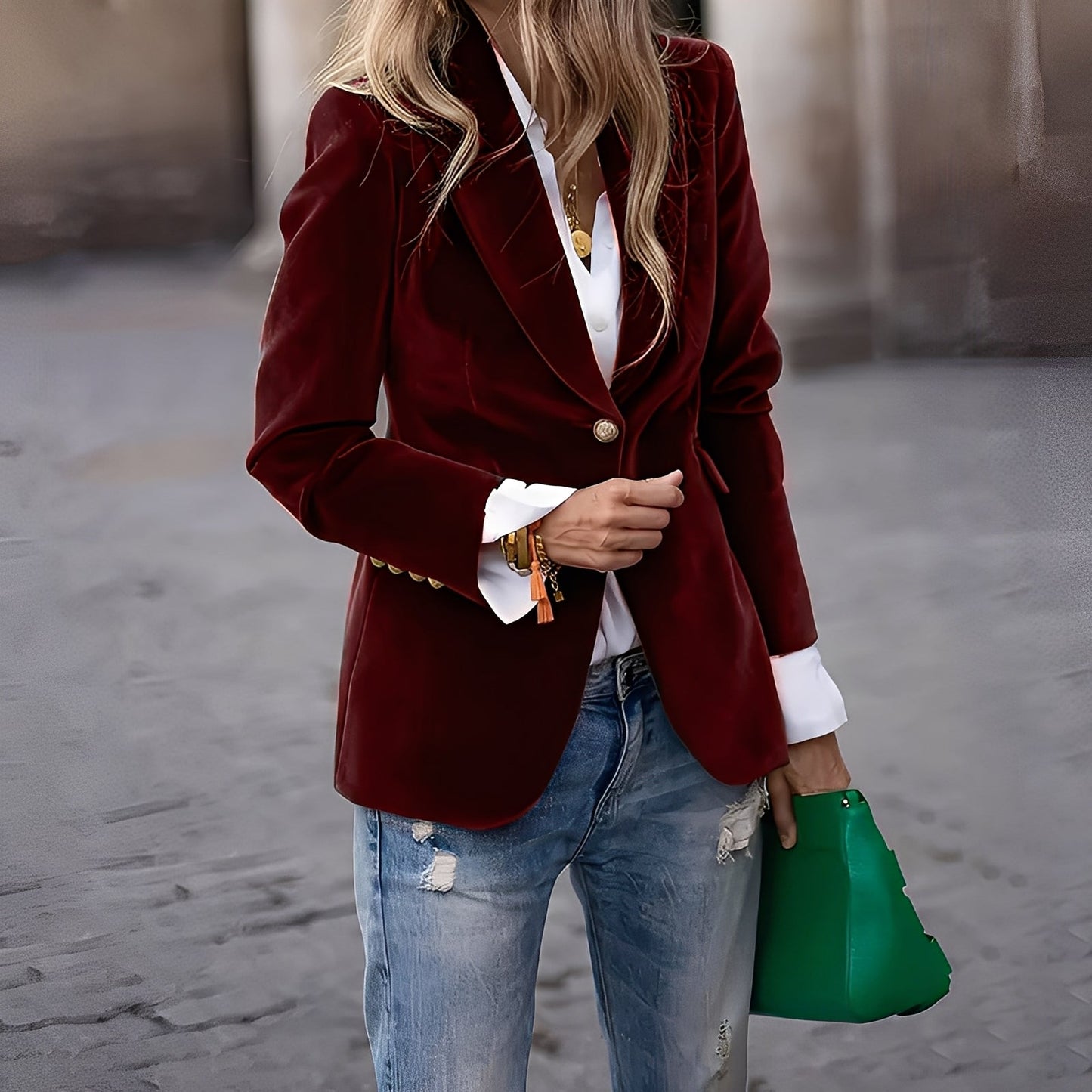 Élégant blazer en velours pour femme, coupe ajustée