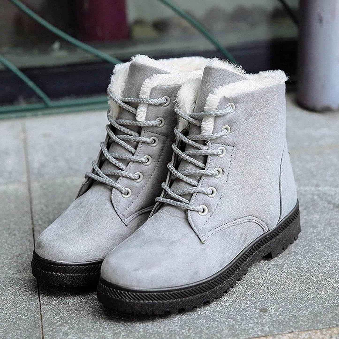 Bottes mi-mollet pour femme en daim doublées polaire