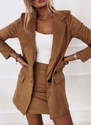 Élégant ensemble tailleur jupe pour femme
