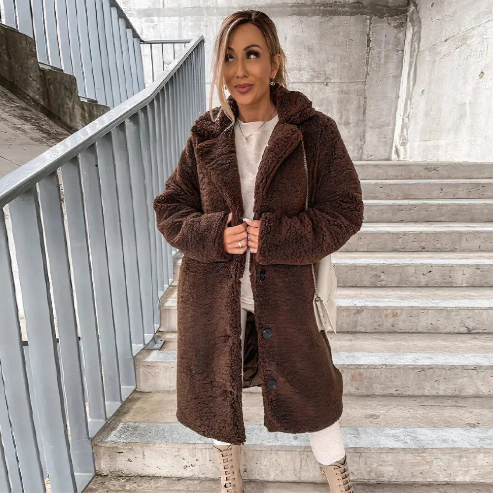 Manteau d'hiver chic en fausse fourrure douce pour femme