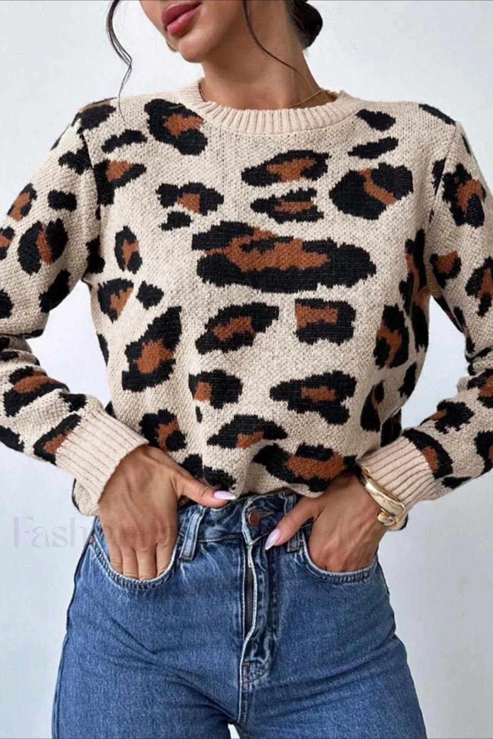 Pull motif léopard col rond femme