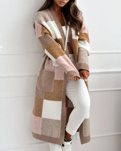 Lässiger Cardigan mit Karomuster und Tasche - IdealeKleiden