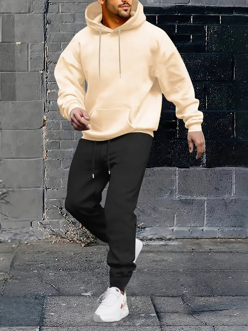 Ensemble classique : sweat à capuche et jogging Comfort