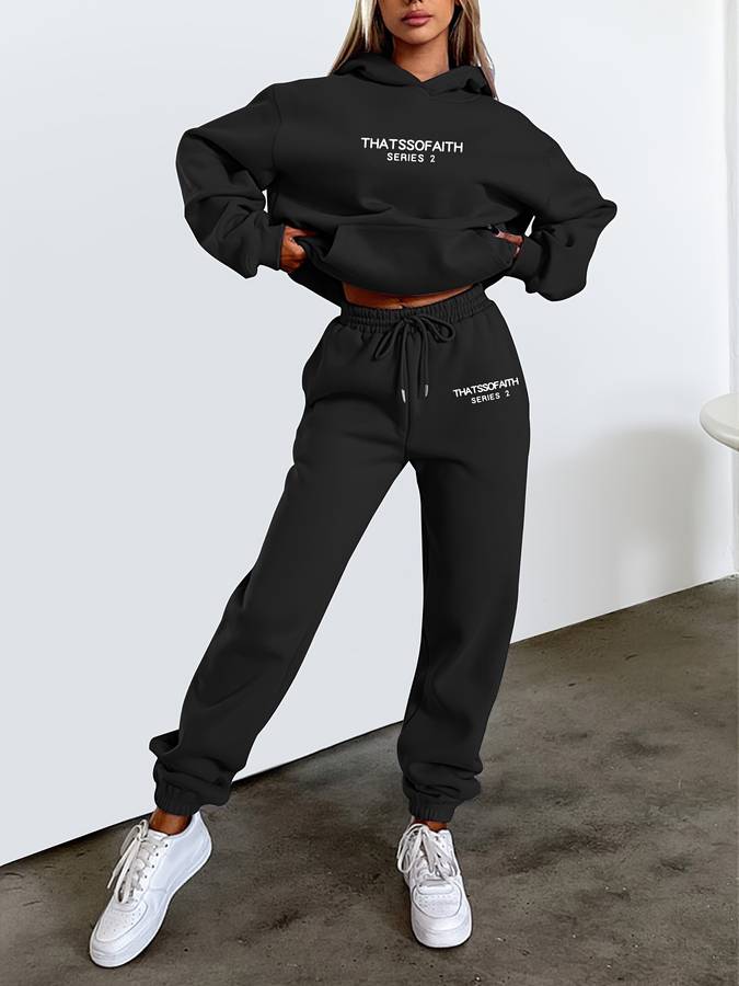 Ensemble de salon deux pièces pour femme avec imprimé tendance