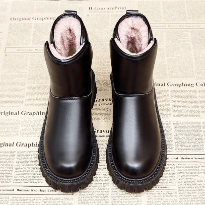 Bottes robustes aspect cuir semelles épaisses