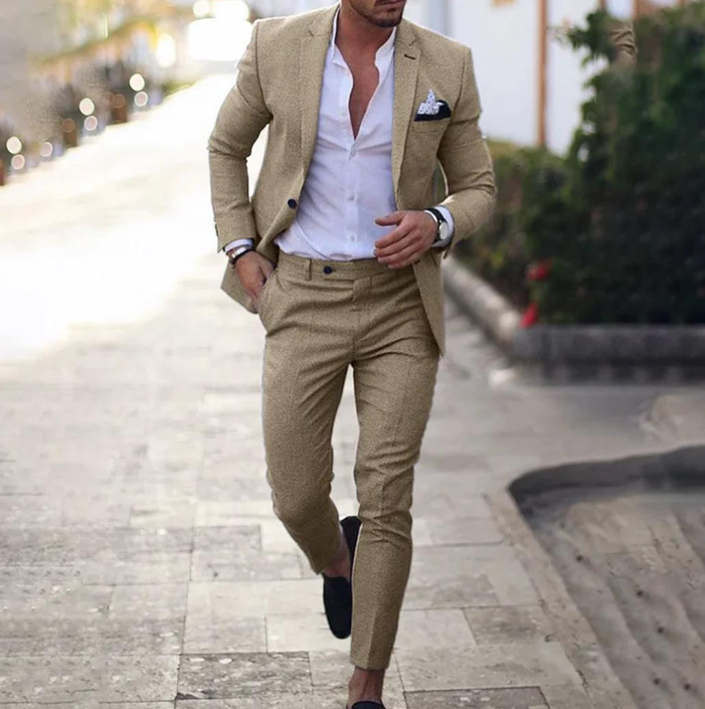 Costume deux pièces sur mesure pour homme : Blazer et pantalon