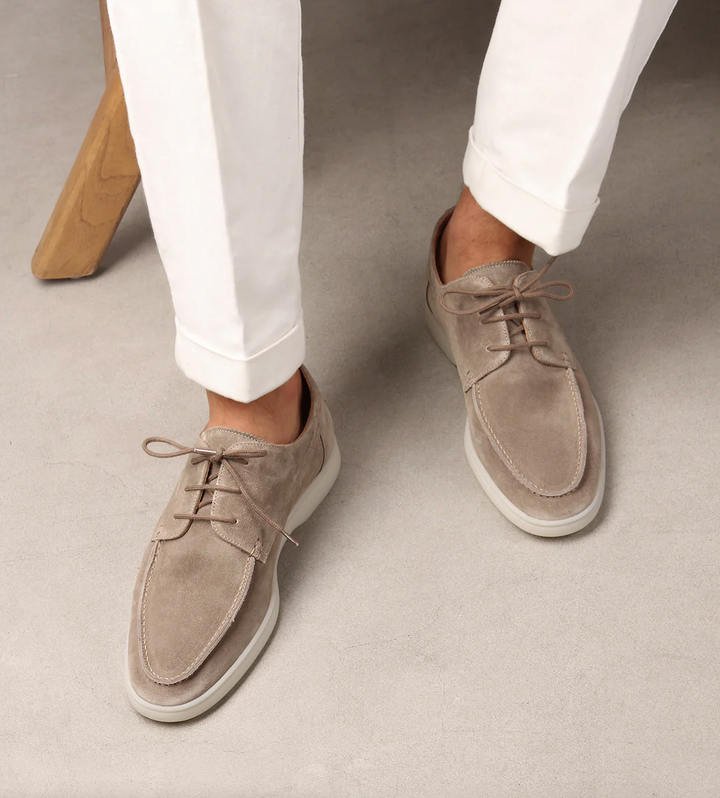 Chaussures habillées élégantes pour hommes en cuir marron