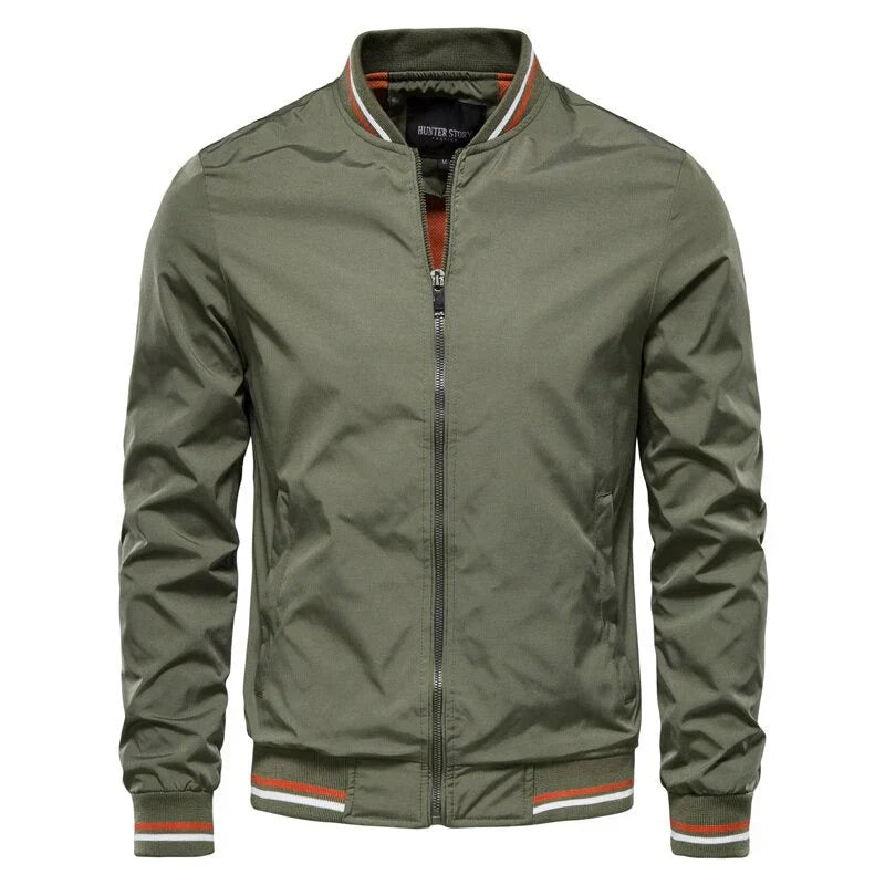 Blouson aviateur homme élégant et moderne