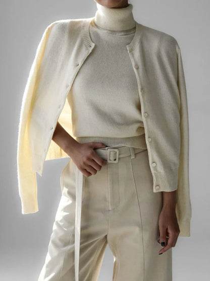 Ensemble tricoté femme : cardigan et pull chauds