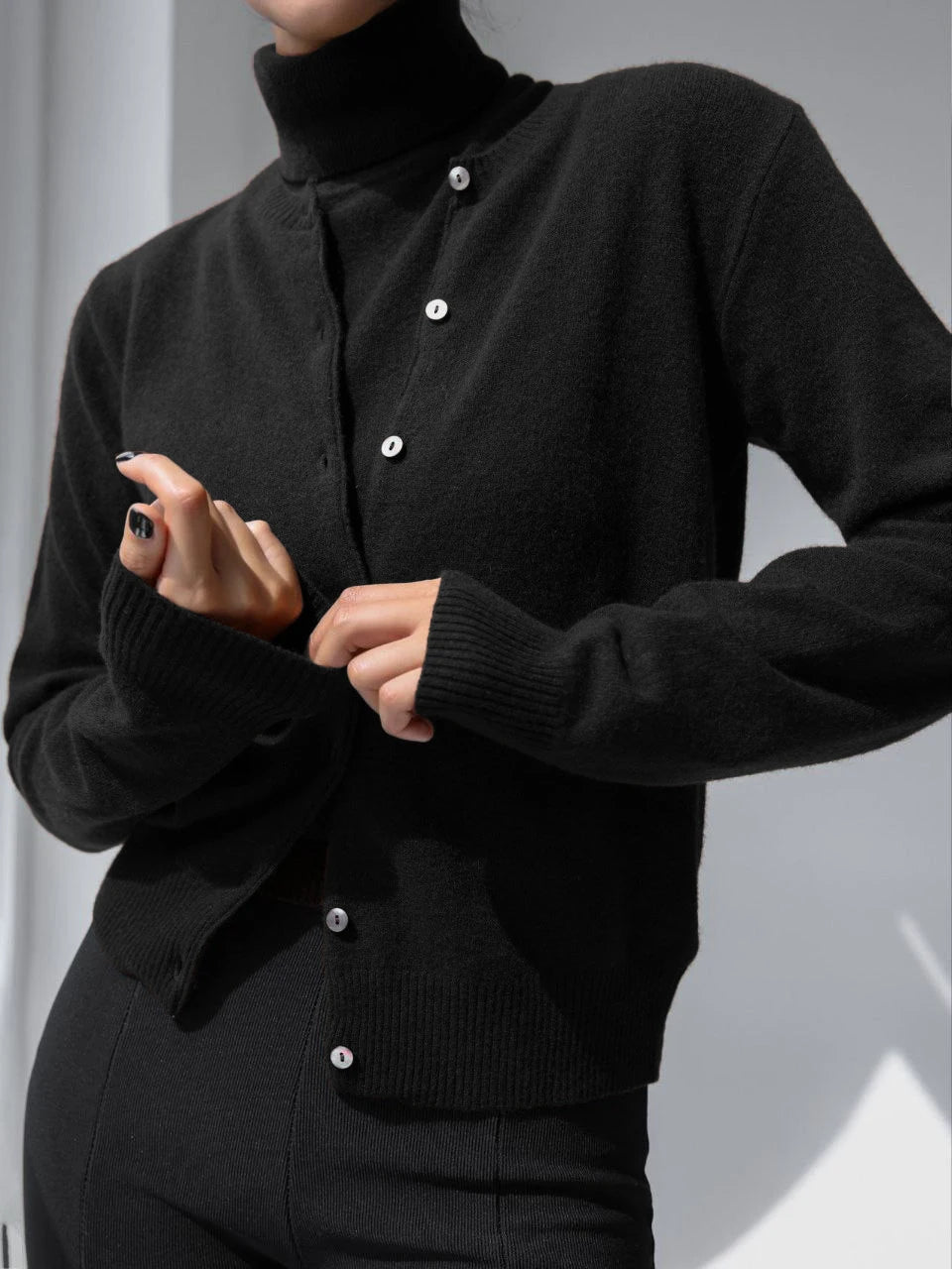 Ensemble tricoté femme : cardigan et pull chauds