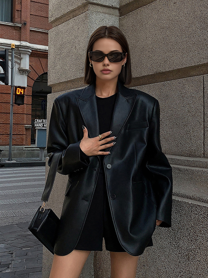 Blazer en cuir élégant noir pour femme