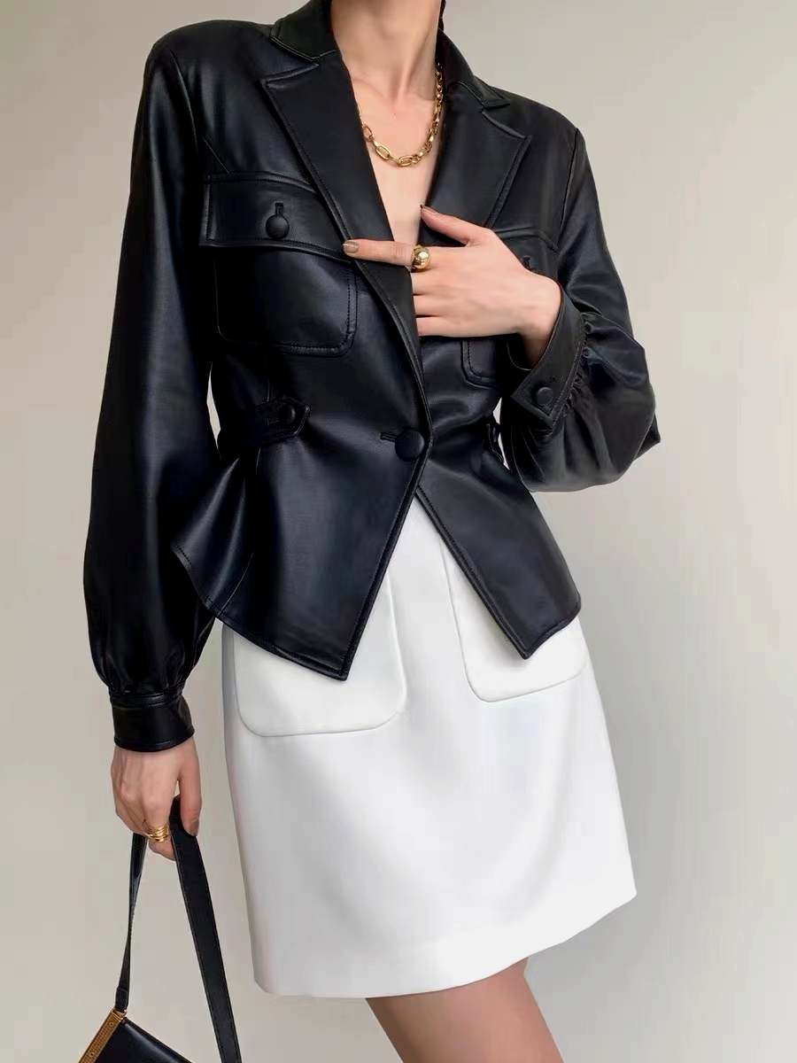 Blouson en cuir élégant, détails ceinture