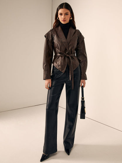 Belle veste en cuir pour femme coupe slim