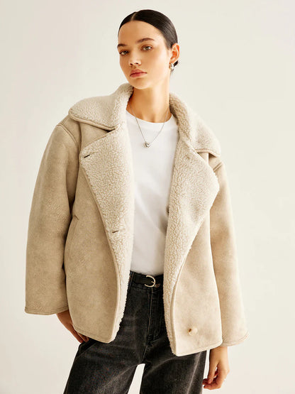 Veste polaire élégante avec boutons