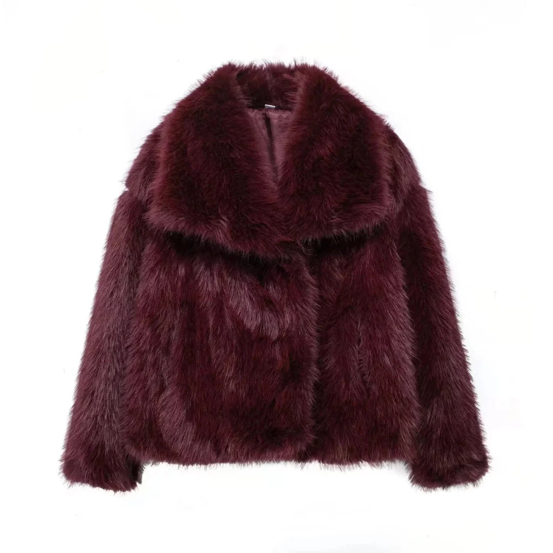 Élégante veste pour femme en fausse fourrure
