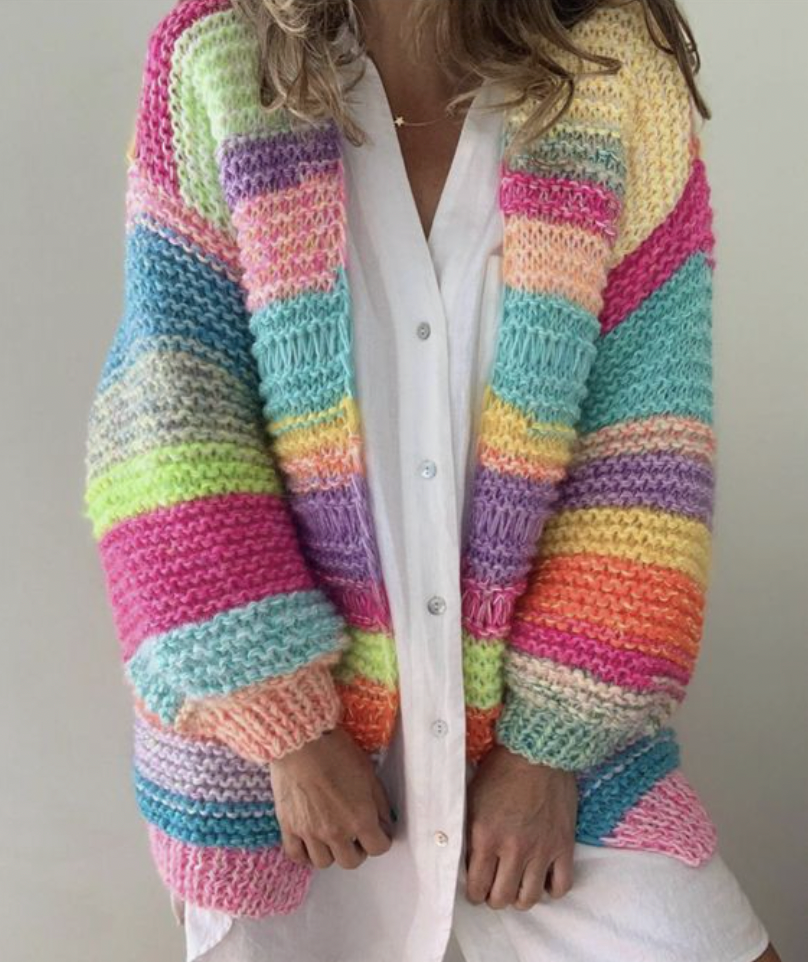 Buntes Strickcardigan Regenbogen Farben - IdealeKleiden