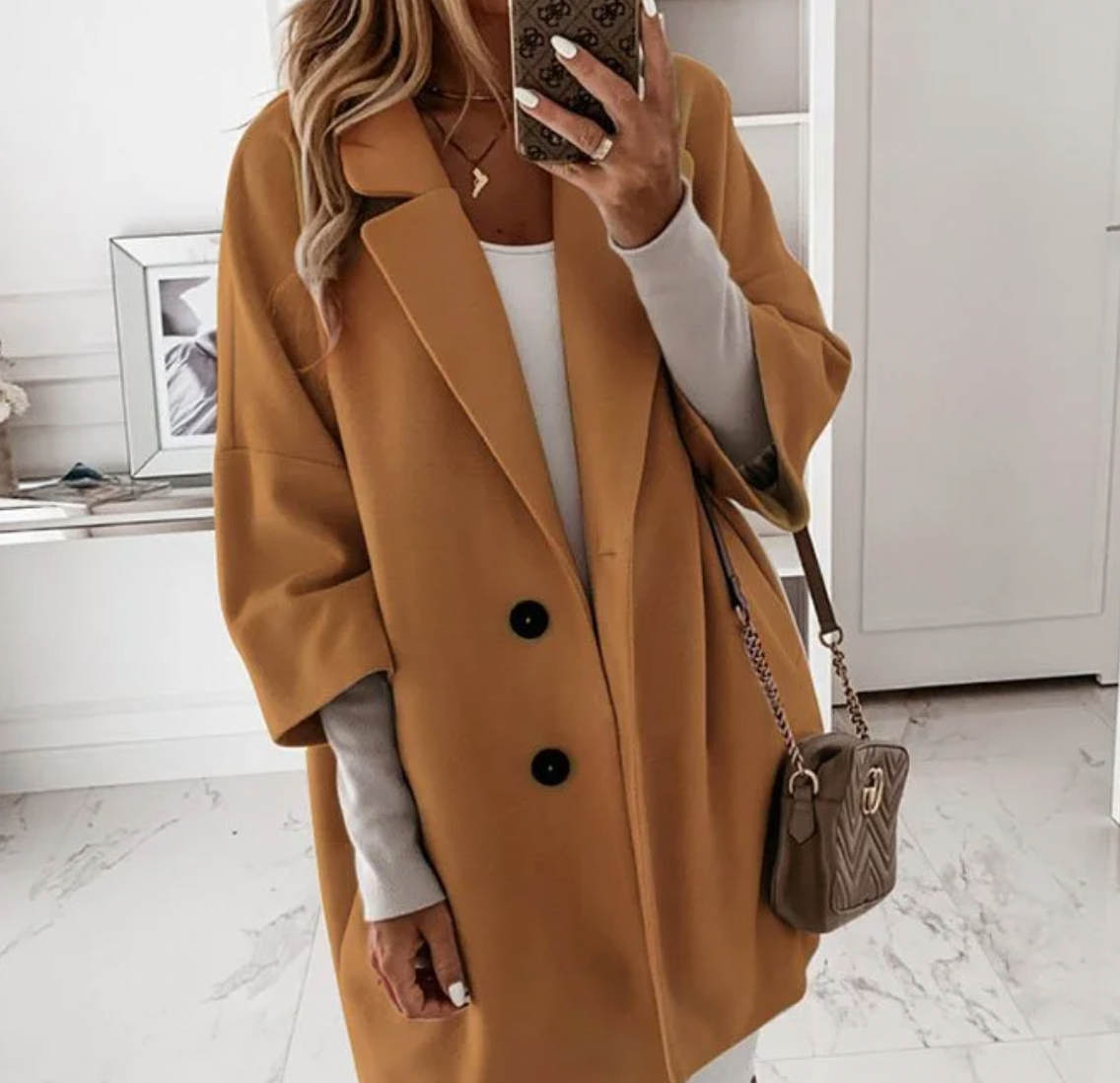 Veste d'automne femme stylée et moderne