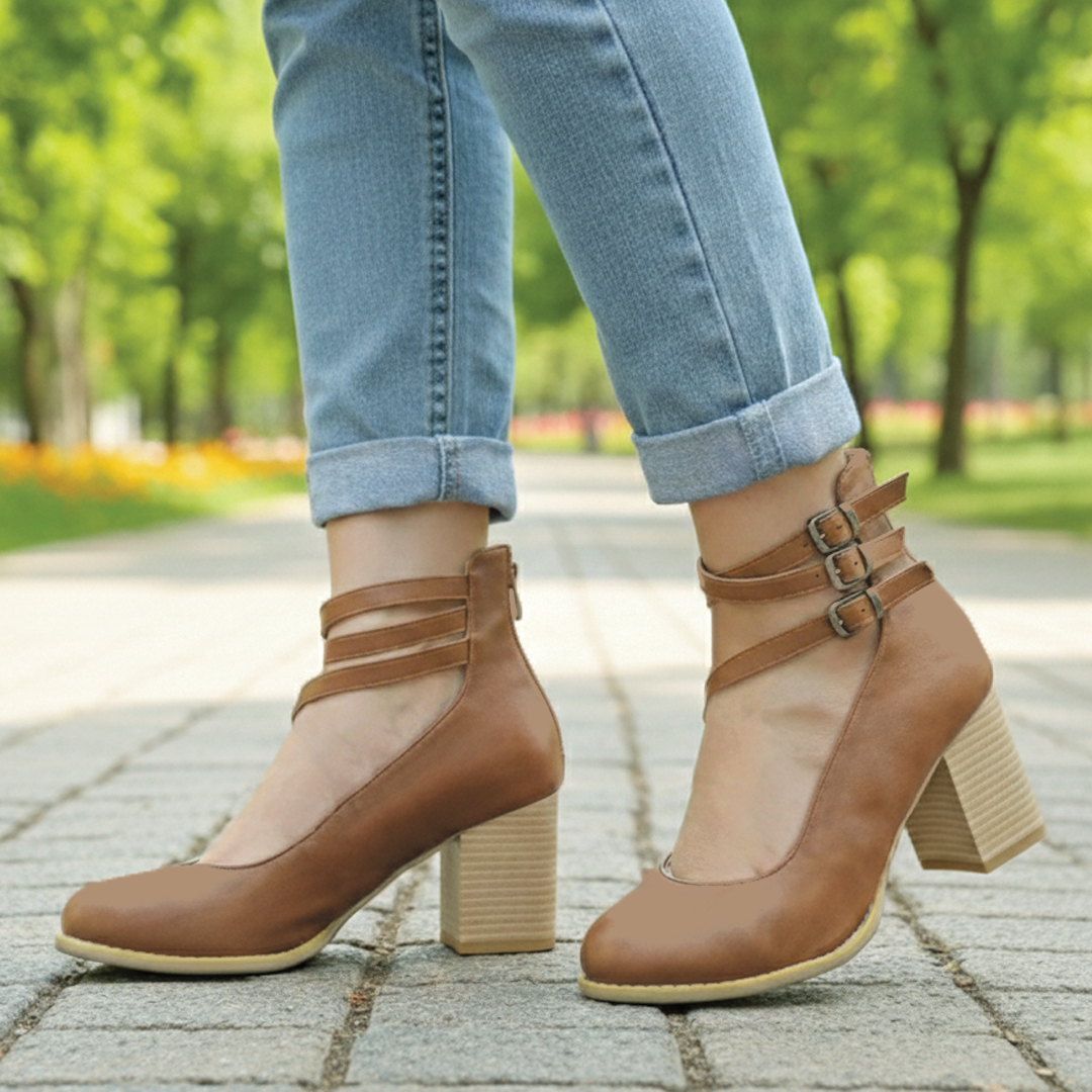 Bottines élégantes à talon carré