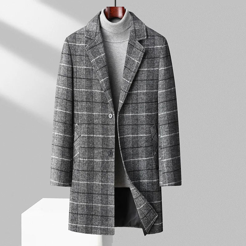Élégant manteau en laine à carreaux