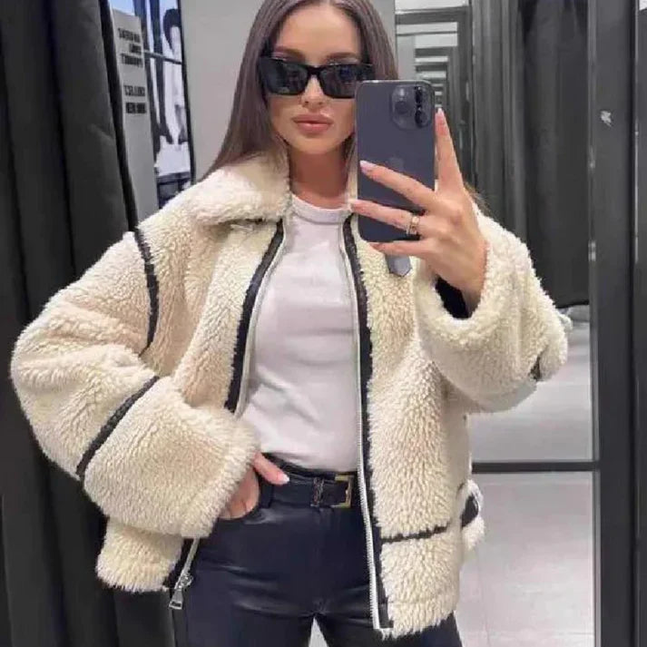 Manteau court noble qualité laine d'agneau de luxe