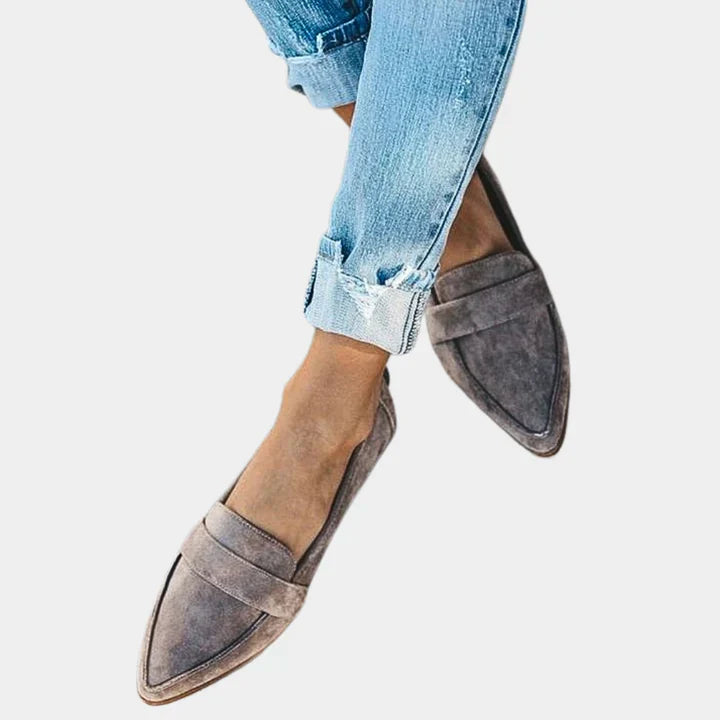 Damen Slipper Wildleder Braun - IdealeKleiden