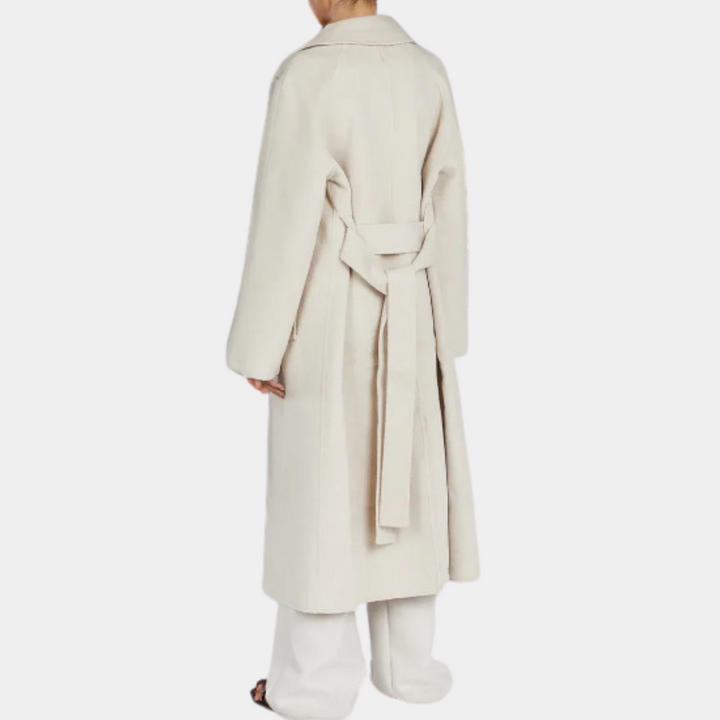 Stilvolle Damenjacke Modern Chic - IdealeKleiden