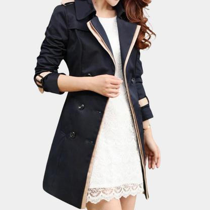 Élégant trench-coat femme style automne