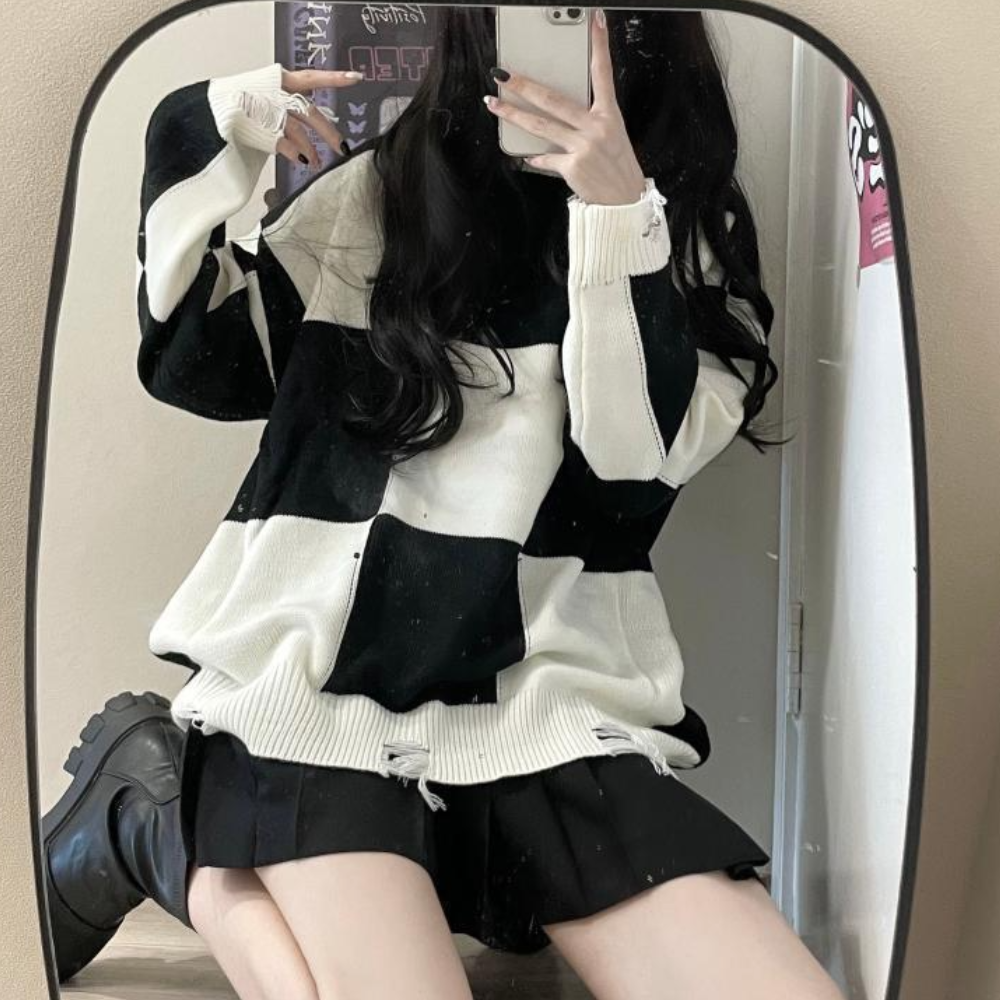 Stylischer Frauenpullover Ausgefranst Modern - IdealeKleiden