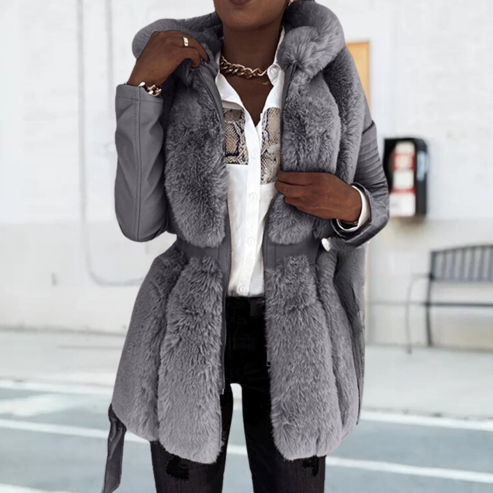Élégante veste d'hiver pour femme à capuche noire