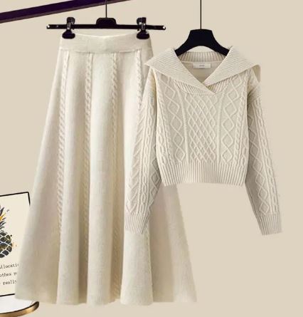 Ensemble deux pièces : Pull en maille et mini-jupe