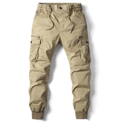 Pantalon cargo stylé pour homme design moderne