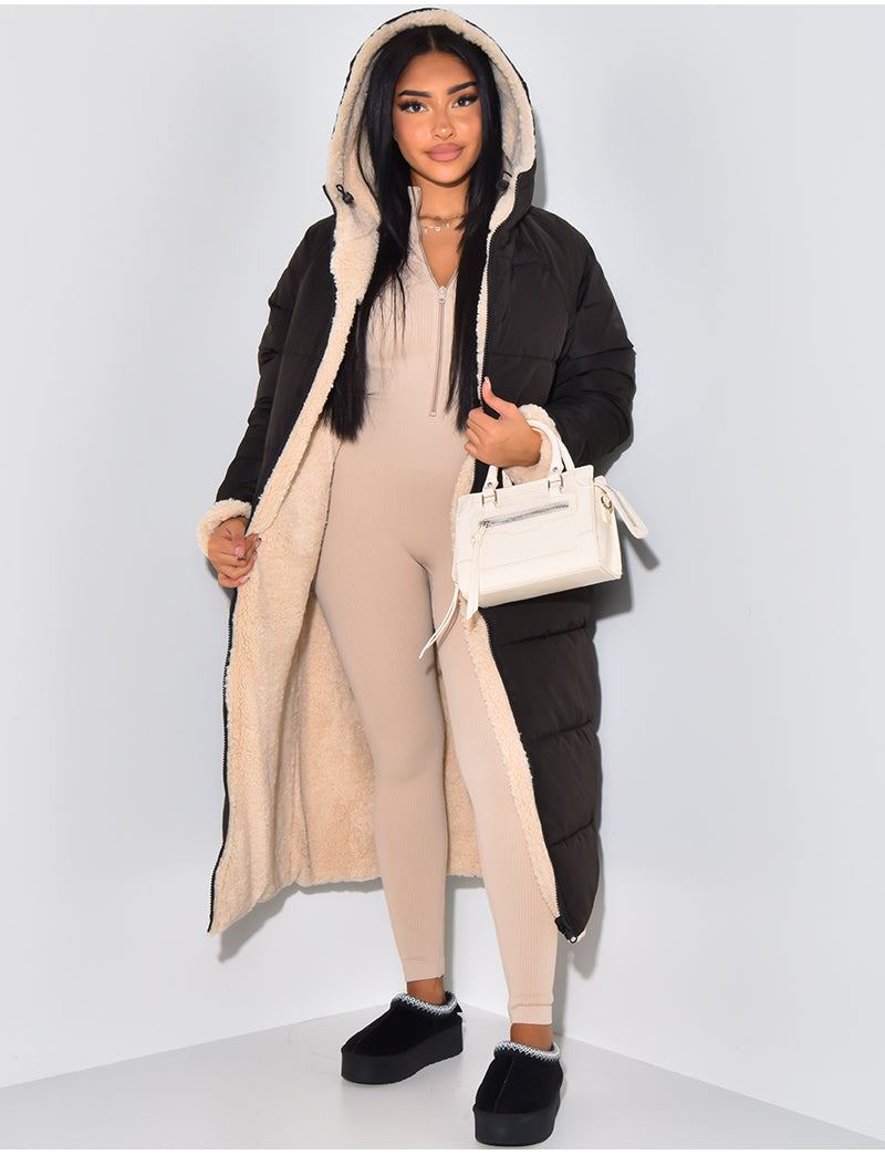 Élégante doudoune longue pour femme avec capuche