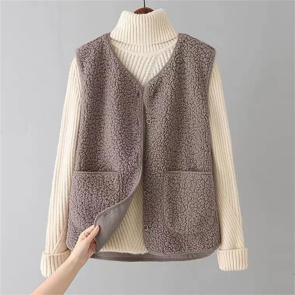Damen Wollgilet mit Knöpfen und Taschen - IdealeKleiden