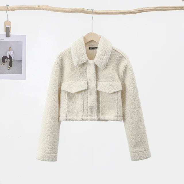 Veste courte stylée, chaude et confortable