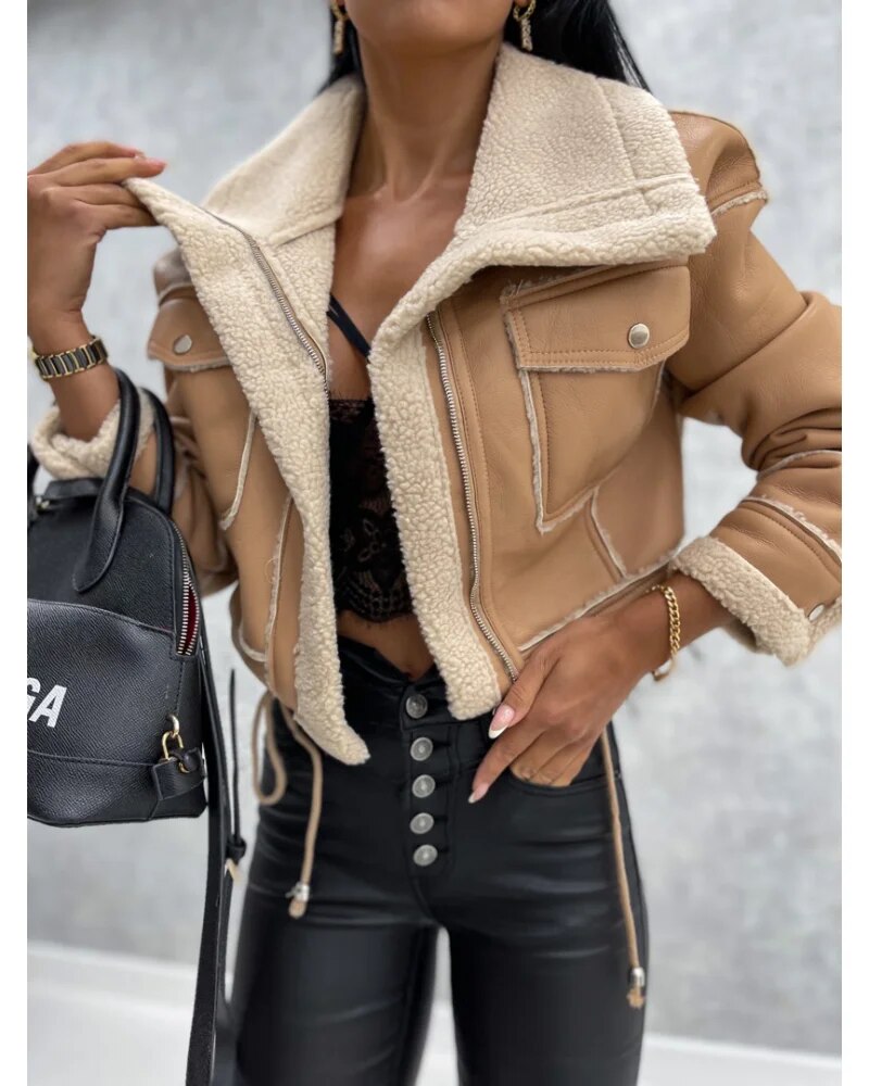 Manteau court d'hiver en fausse fourrure pour femme