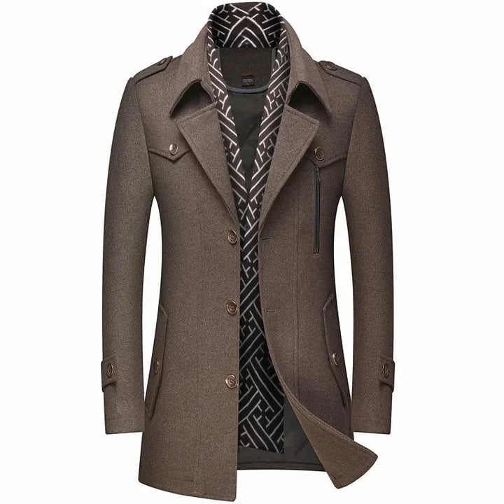 Veste d'hiver homme élégante isolée
